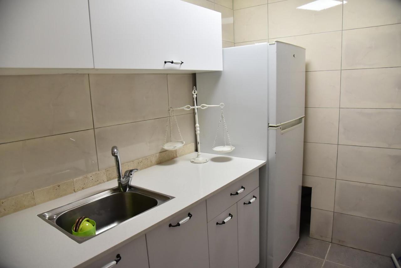 מפגש הדובדבן Apartment Buq'ata Ngoại thất bức ảnh